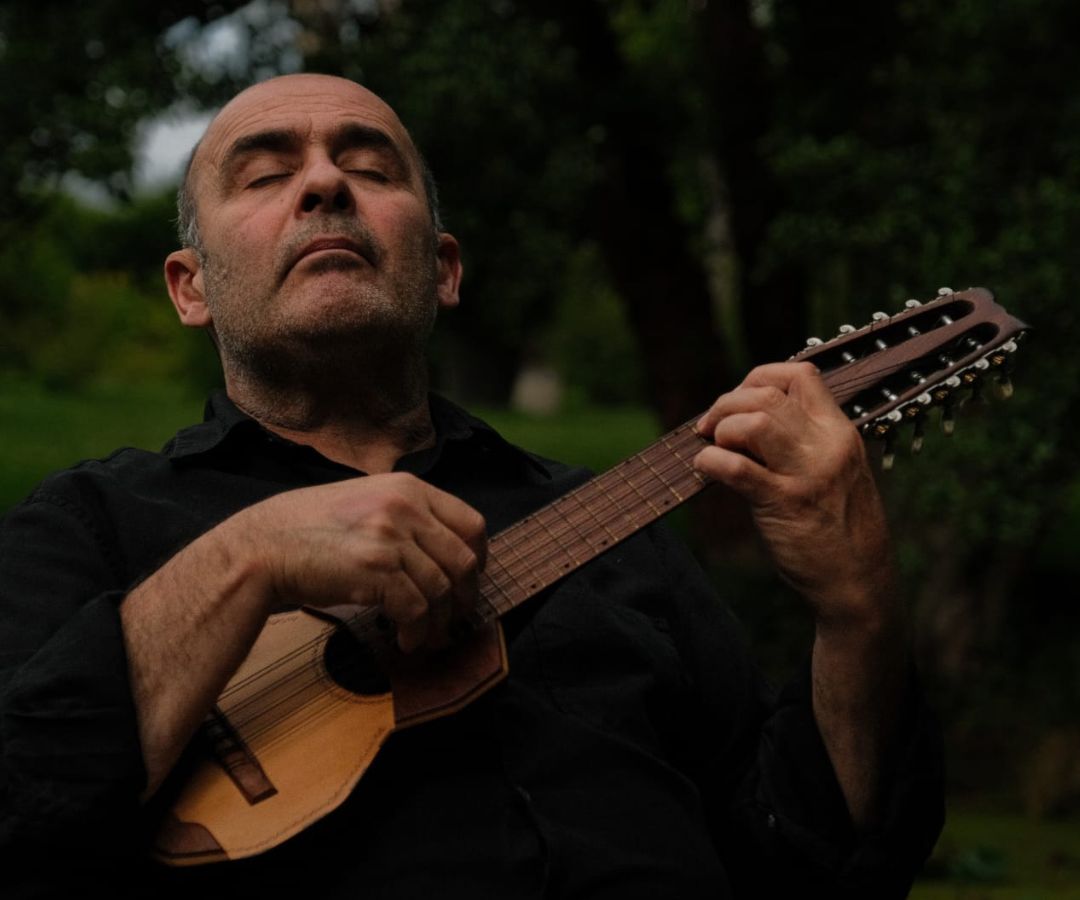 diego charango apoyo